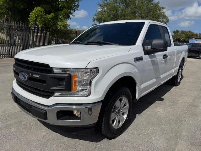 FORD F-150 SUPER CAB