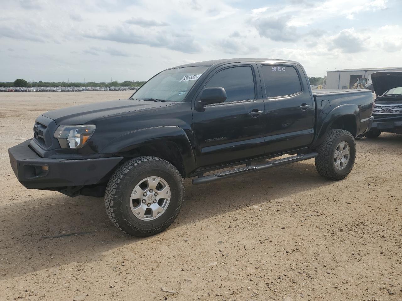 TOYOTA TACOMA DOUBLE CAB