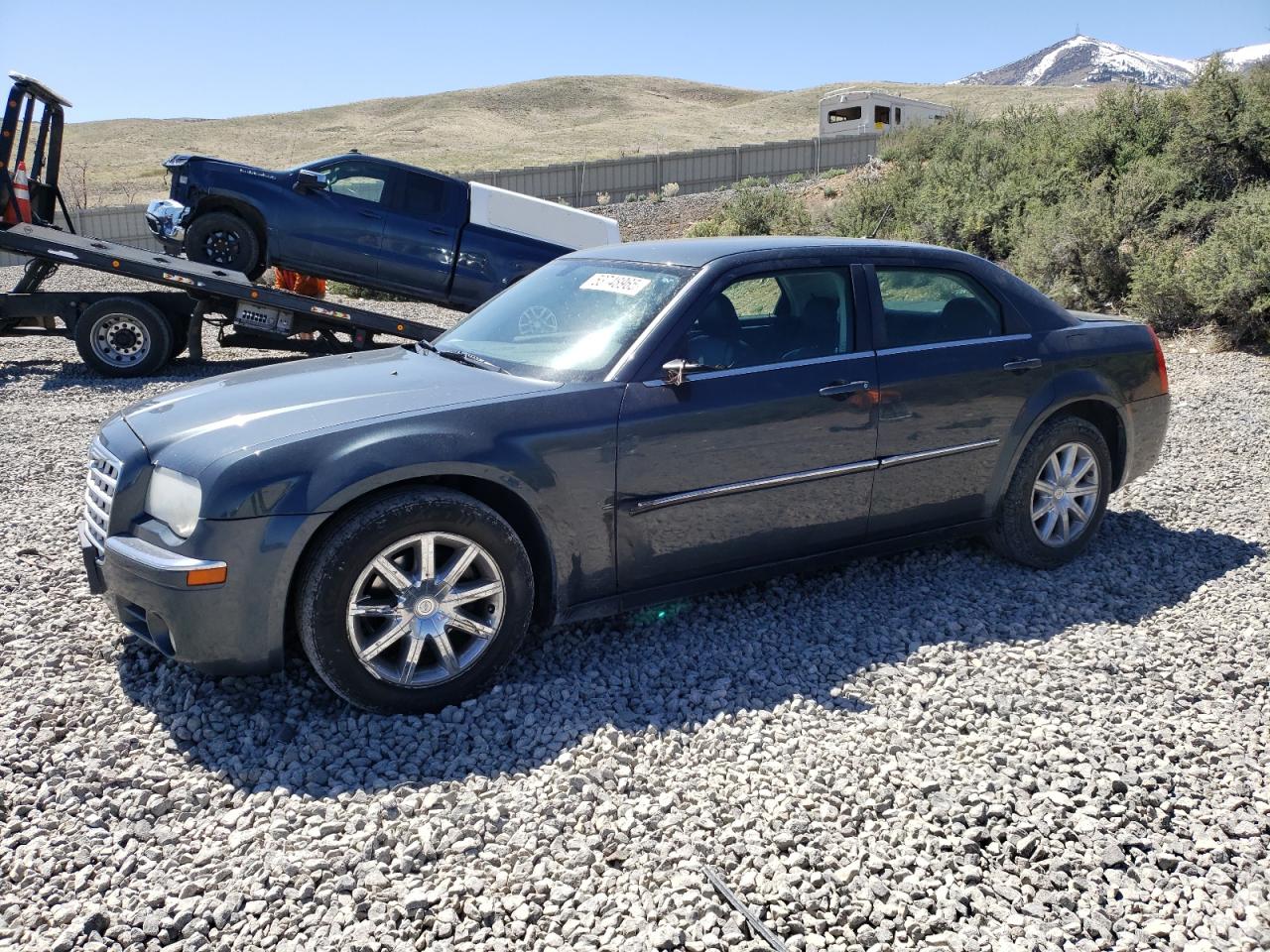 Salvage Chrysler 300