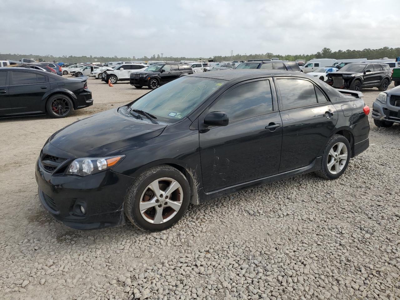 TOYOTA COROLLA BASE