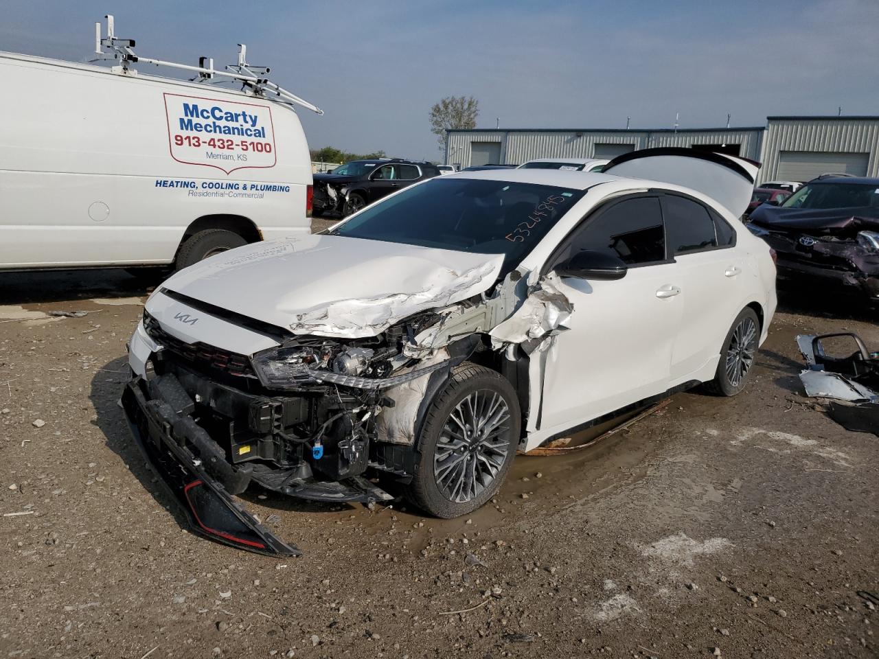 KIA FORTE GT LINE