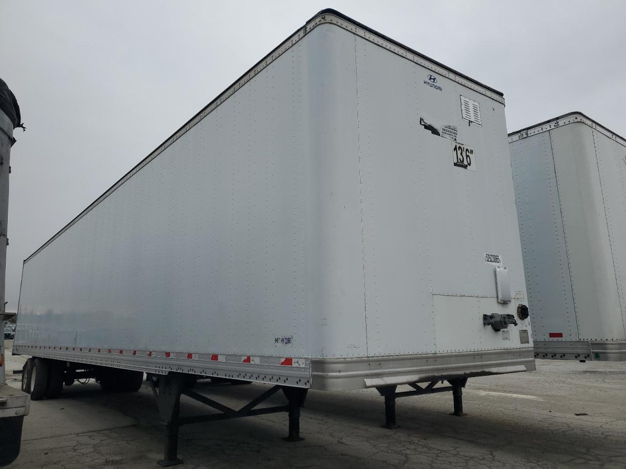  Salvage Hyundai Translead