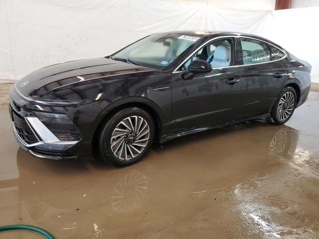 HYUNDAI SONATA HYBRID