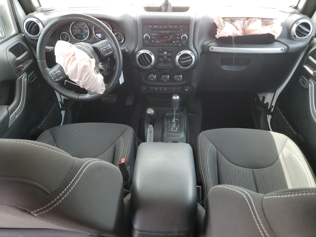 JEEP WRANGLER SAHARA