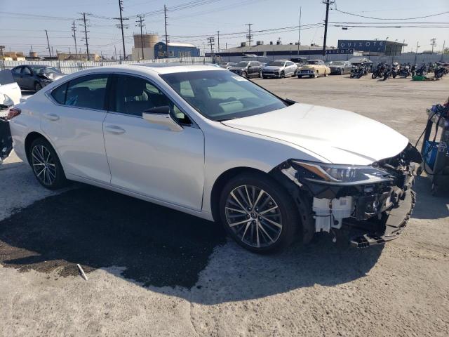 Vin: 58ada1c17pu036395, lot: 55318585, lexus es300 300h base 20234