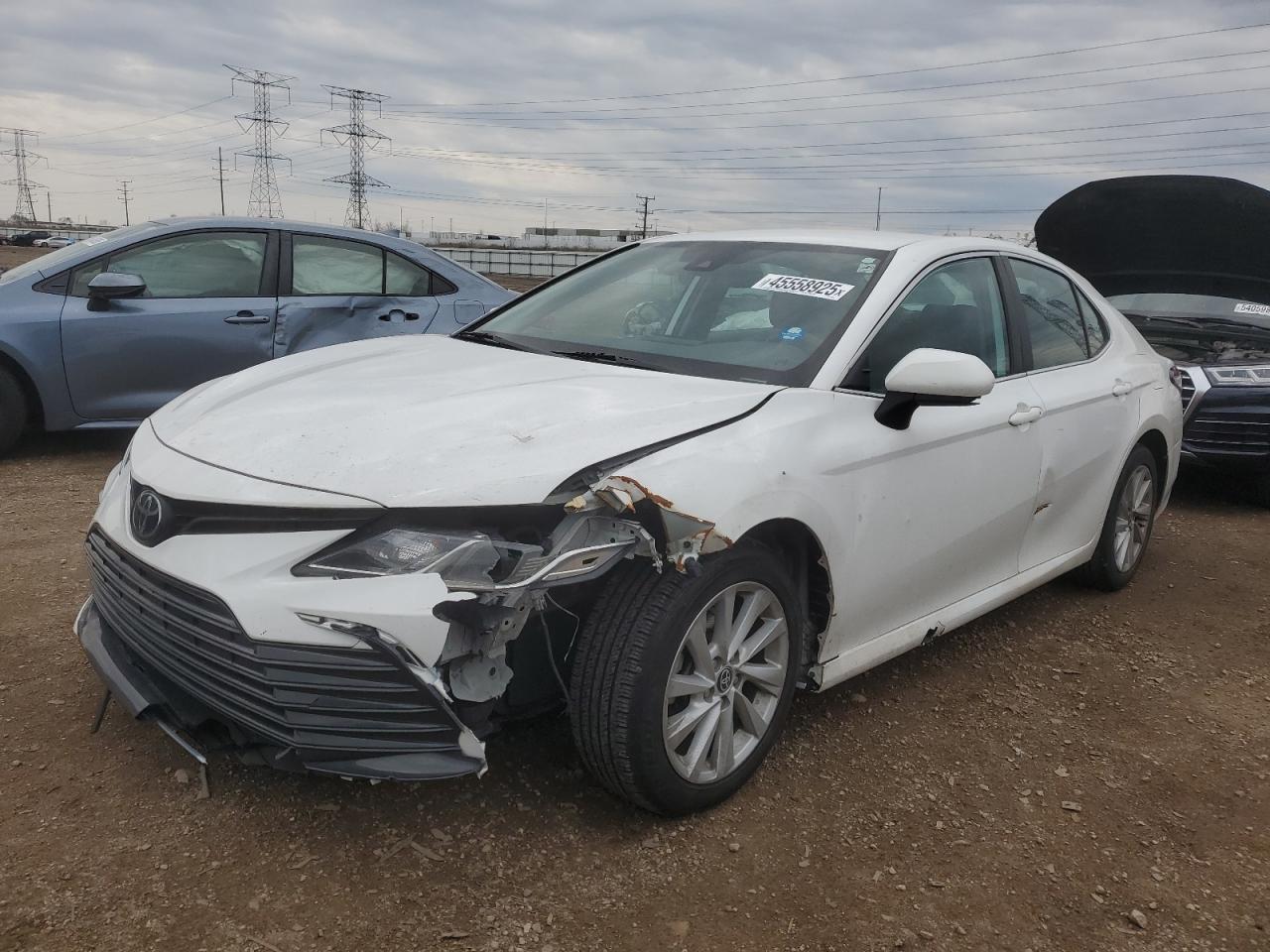 TOYOTA CAMRY LE