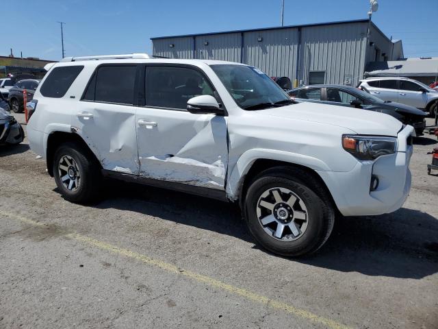 2018 TOYOTA 4RUNNER SR - JTEBU5JR4J5540720