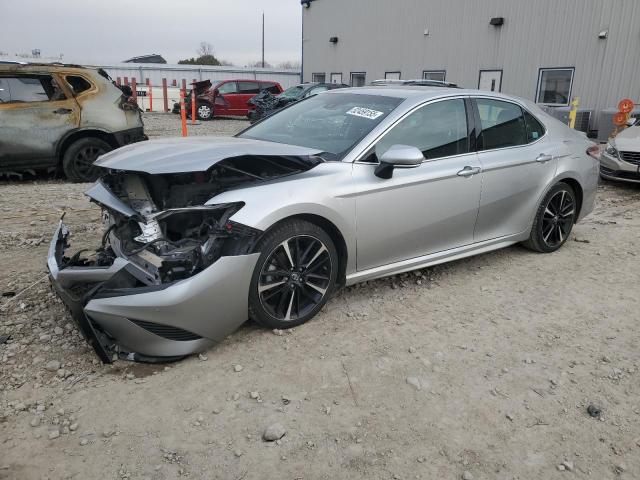TOYOTA CAMRY XSE