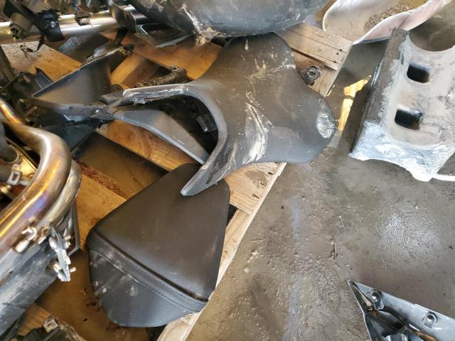 2024 SUZUKI GSX800 R JS1EM11B4R7100665
