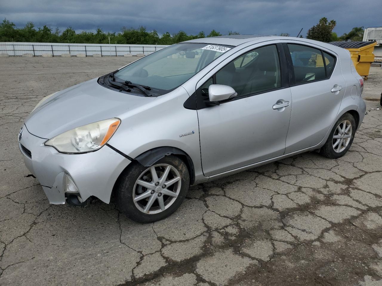 TOYOTA PRIUS C