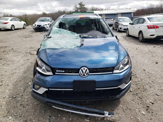 2017 VOLKSWAGEN GOLF ALLTR 3VWM17AU8HM528769