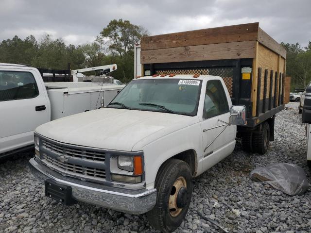 CHEVROLET GMT-400 C3 2000 white  gas 1GBJC34R5YF426477 photo #1
