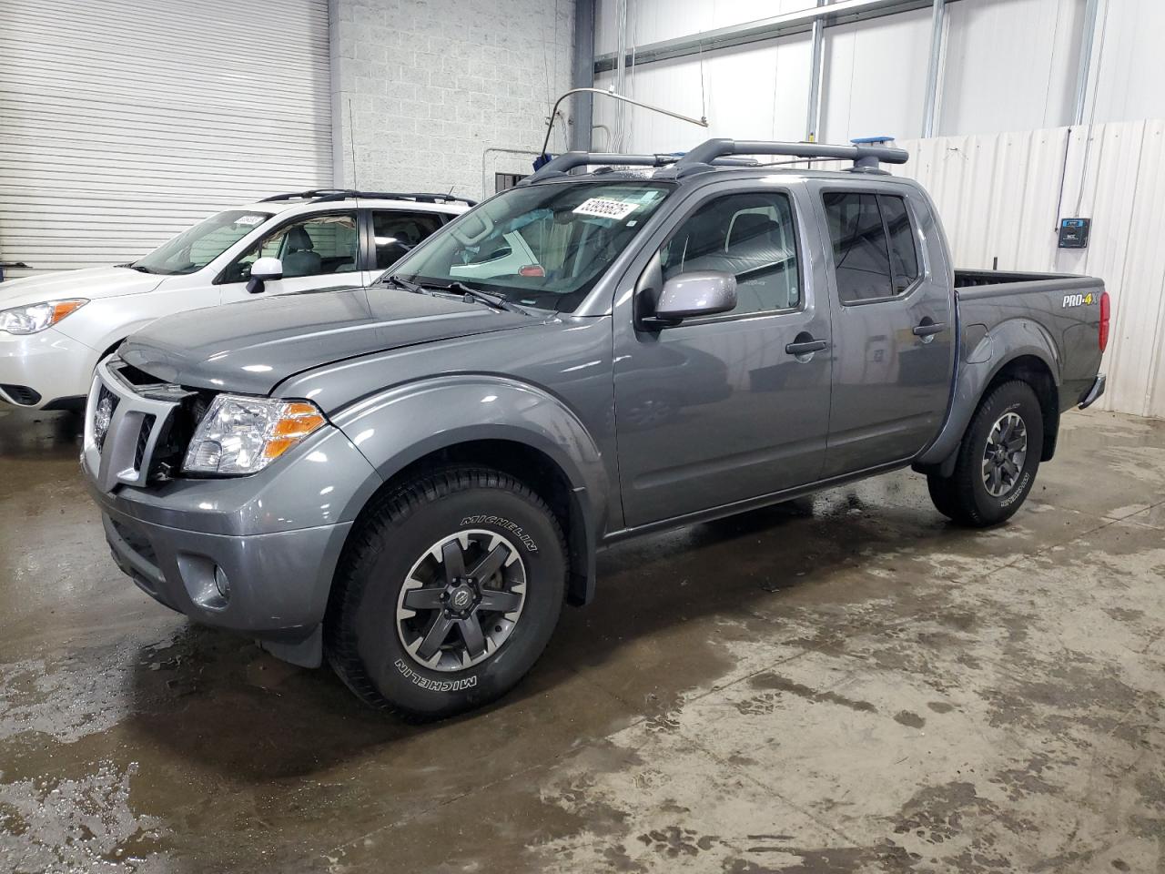 NISSAN FRONTIER S