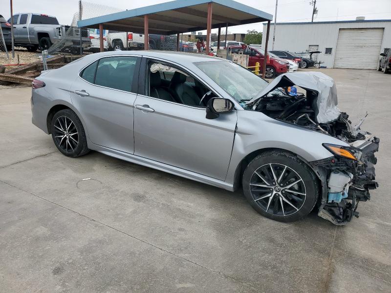 Vin: 4t1g11akxnu675979, lot: 51375355, toyota camry se 20224