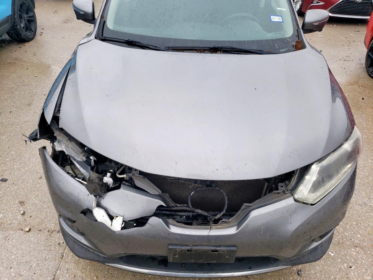 Nissan Rogue s 2015
