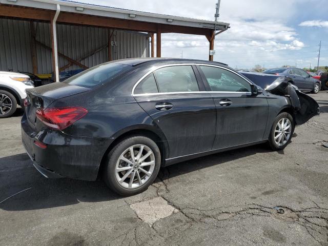 Vin: wdd3g4fb1kw027478, lot: 54904335, mercedes-benz a-class 220 4matic 20193