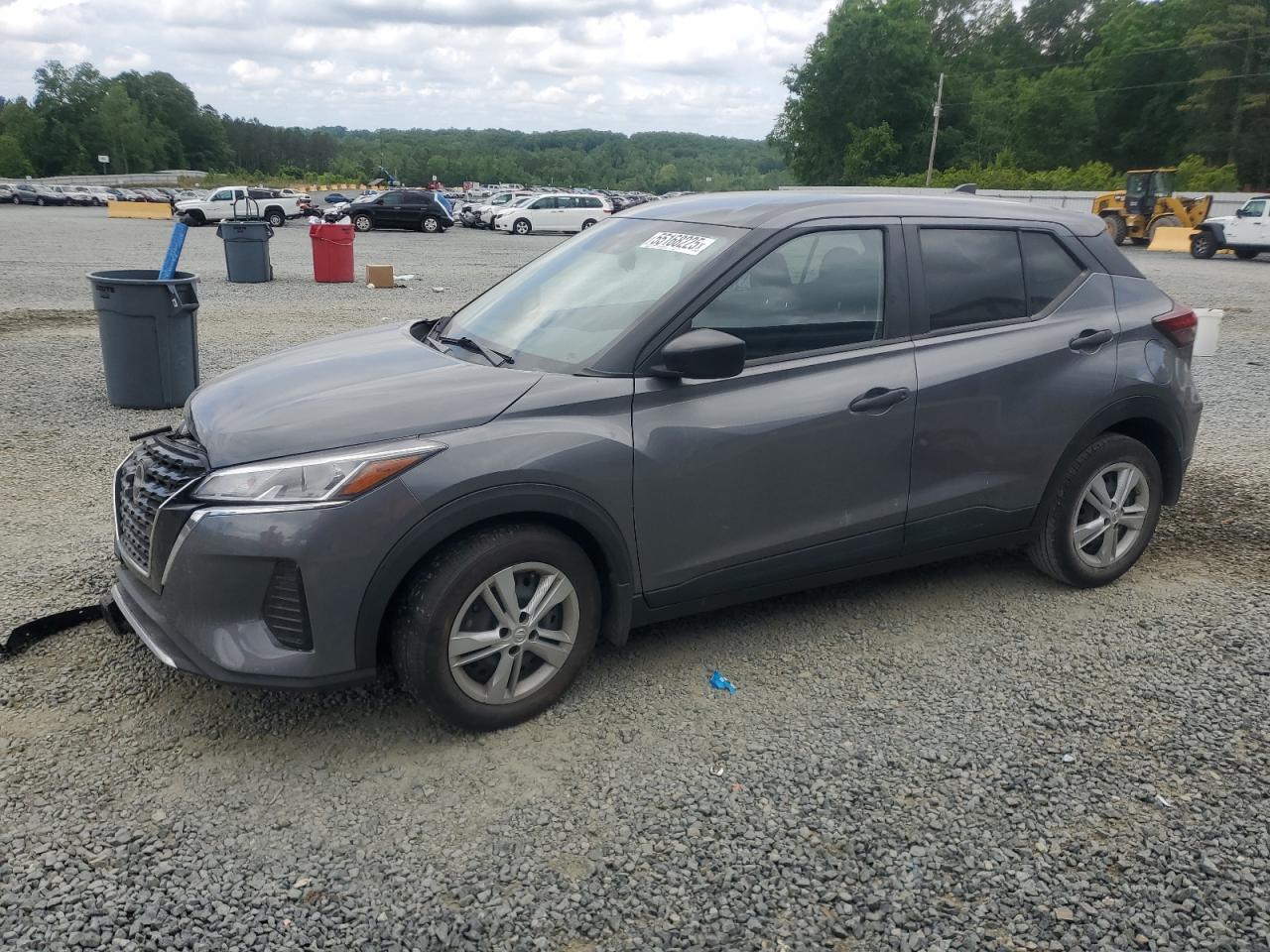 NISSAN KICKS S