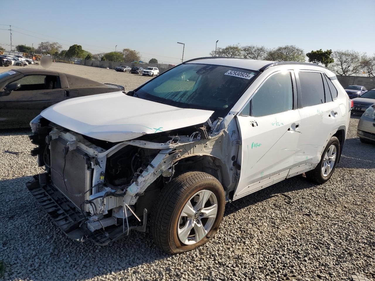TOYOTA RAV4 XLE