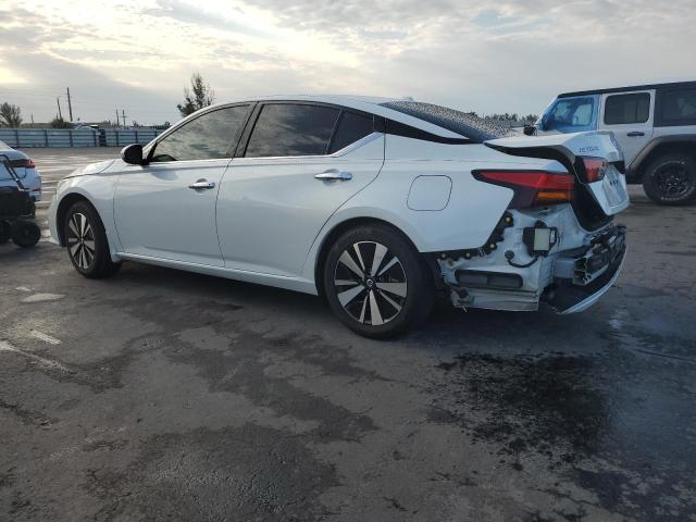 Vin: 1n4bl4ev8nn315902, lot: 52398835, nissan altima sl 20222