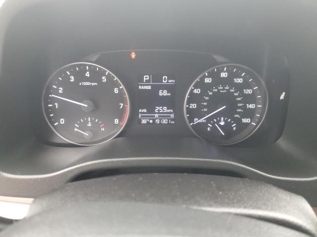 2017 HYUNDAI ELANTRA - 5NPD84LF9HH053473