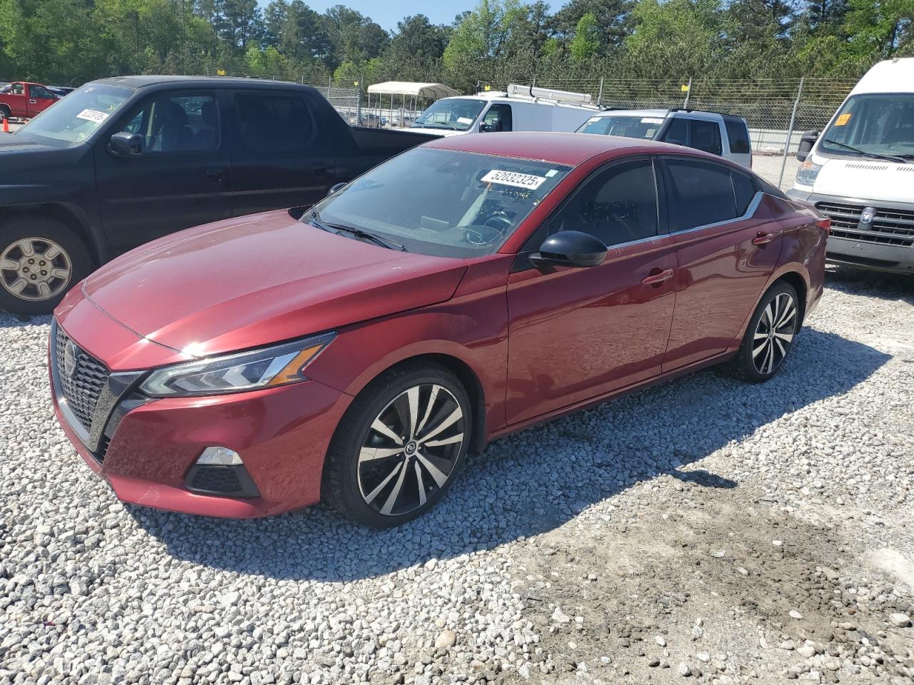 NISSAN ALTIMA SR