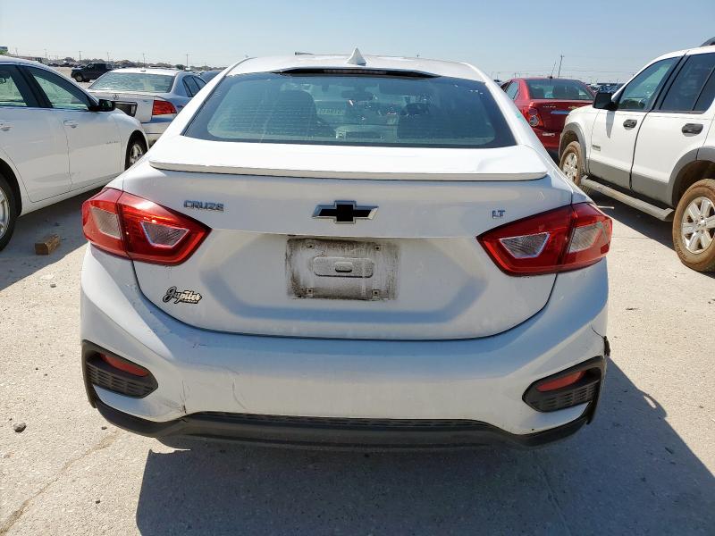 2018 CHEVROLET CRUZE LT - 1G1BE5SM5J7244882