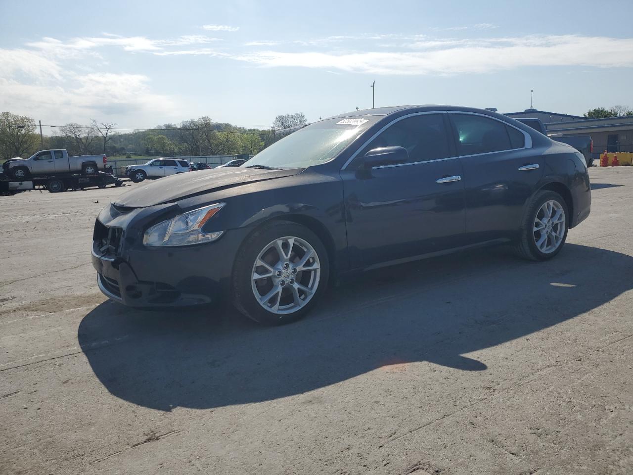NISSAN MAXIMA S