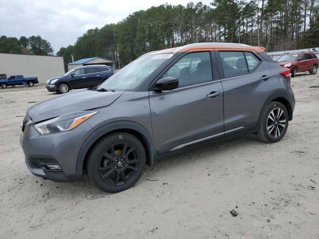 NISSAN KICKS S