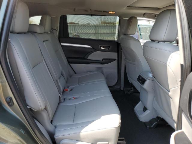 2019 TOYOTA HIGHLANDER - 5TDKZRFH2KS349094