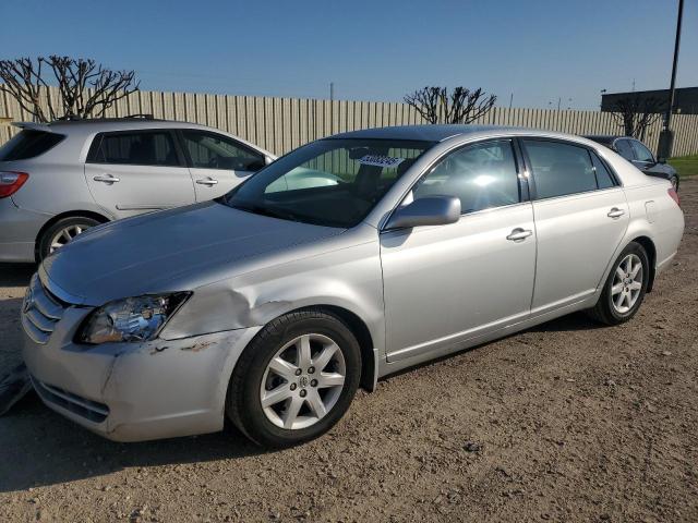 TOYOTA AVALON XL
