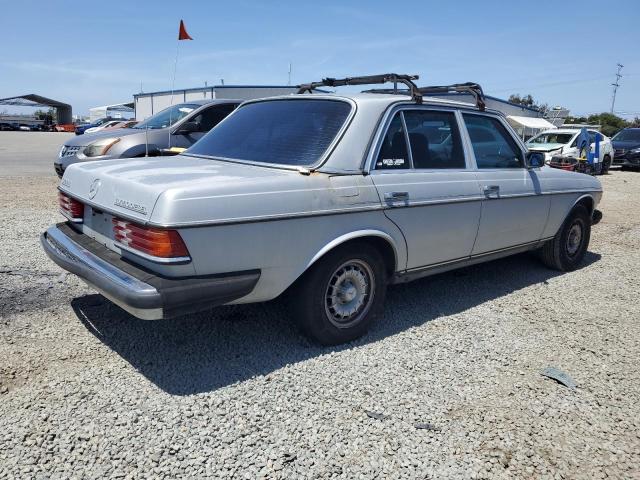 Vin: wdbab33a4db030888, lot: 54599705, mercedes-benz 300-class dt 19833
