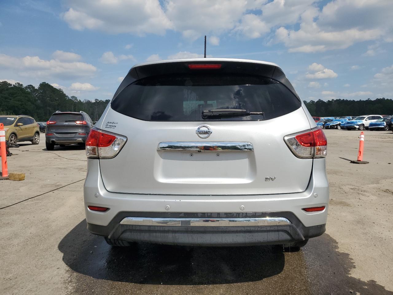 Lot #3308325157 2015 NISSAN PATHFINDER