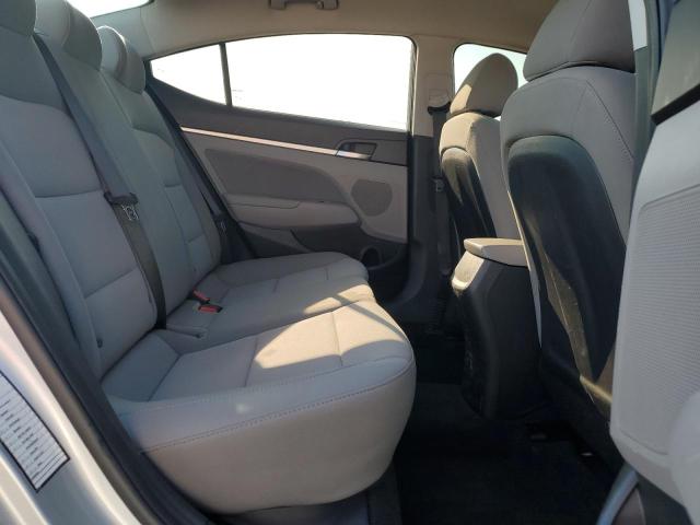 2019 HYUNDAI ELANTRA SE - 5NPD84LF6KH480083