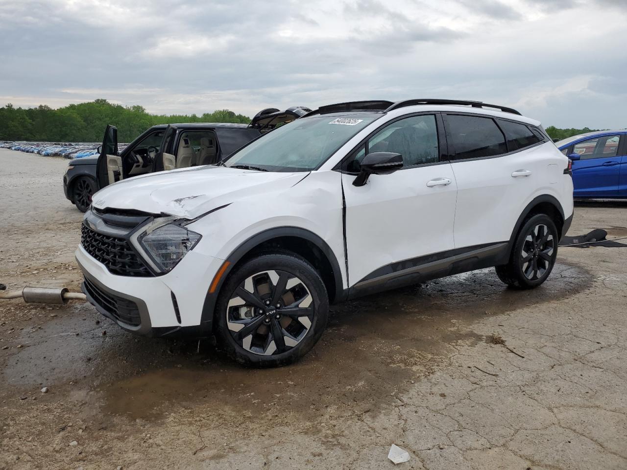 KIA SPORTAGE X LINE