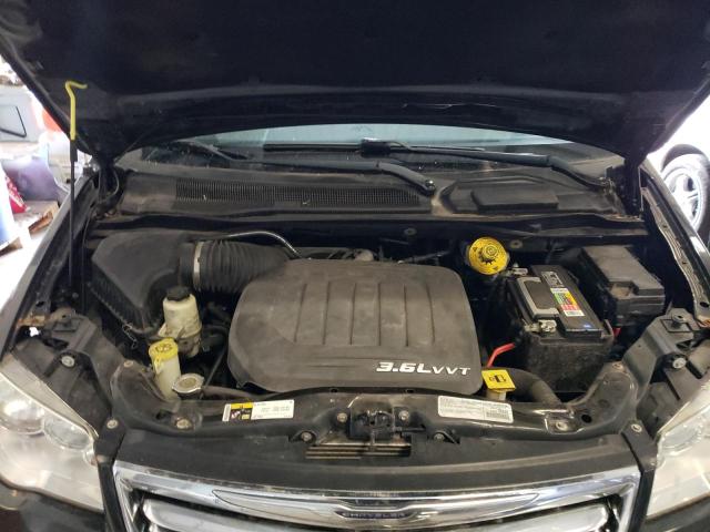 2016 CHRYSLER TOWN & COU - 2C4RC1BG8GR289594