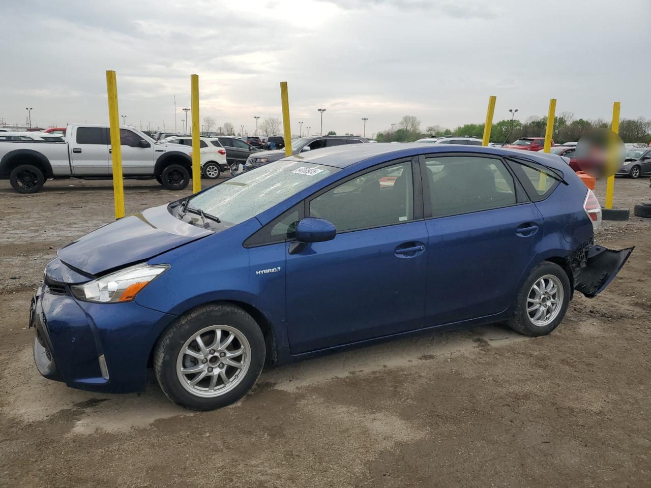 TOYOTA PRIUS V