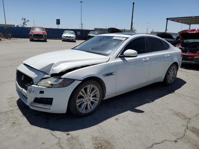 Vin: sajbd4bv1hcy40426, lot: 54504255, jaguar xf premium 2017 img_1