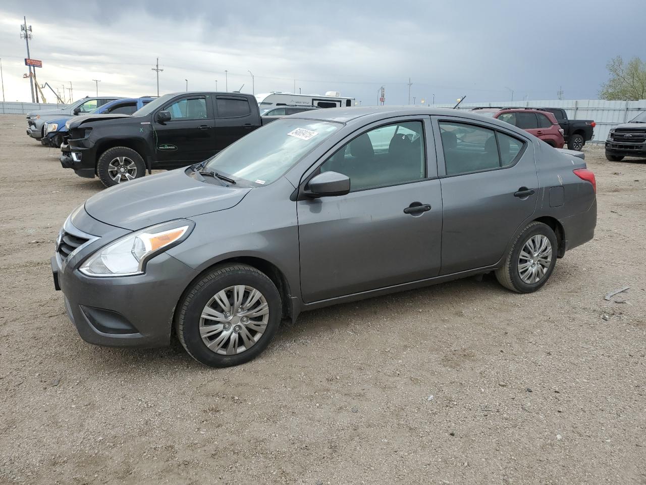 NISSAN VERSA S