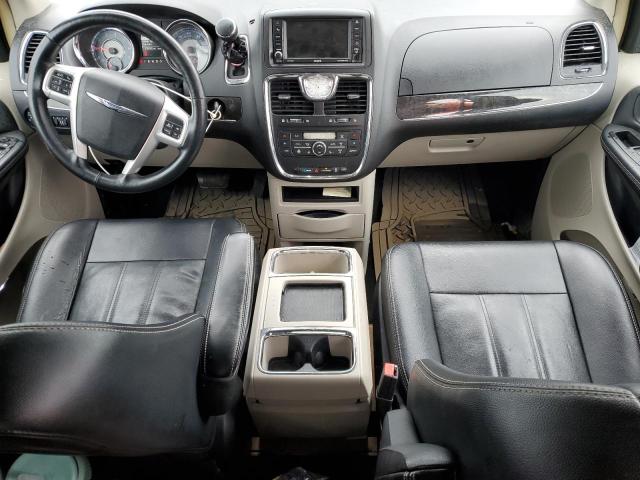 2016 CHRYSLER TOWN & COU 2C4RC1BG2GR132675