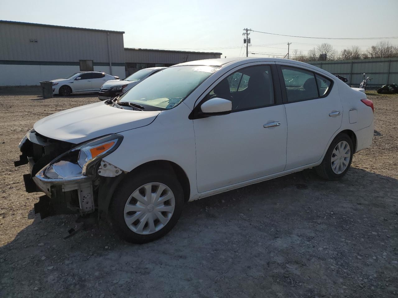 NISSAN VERSA S