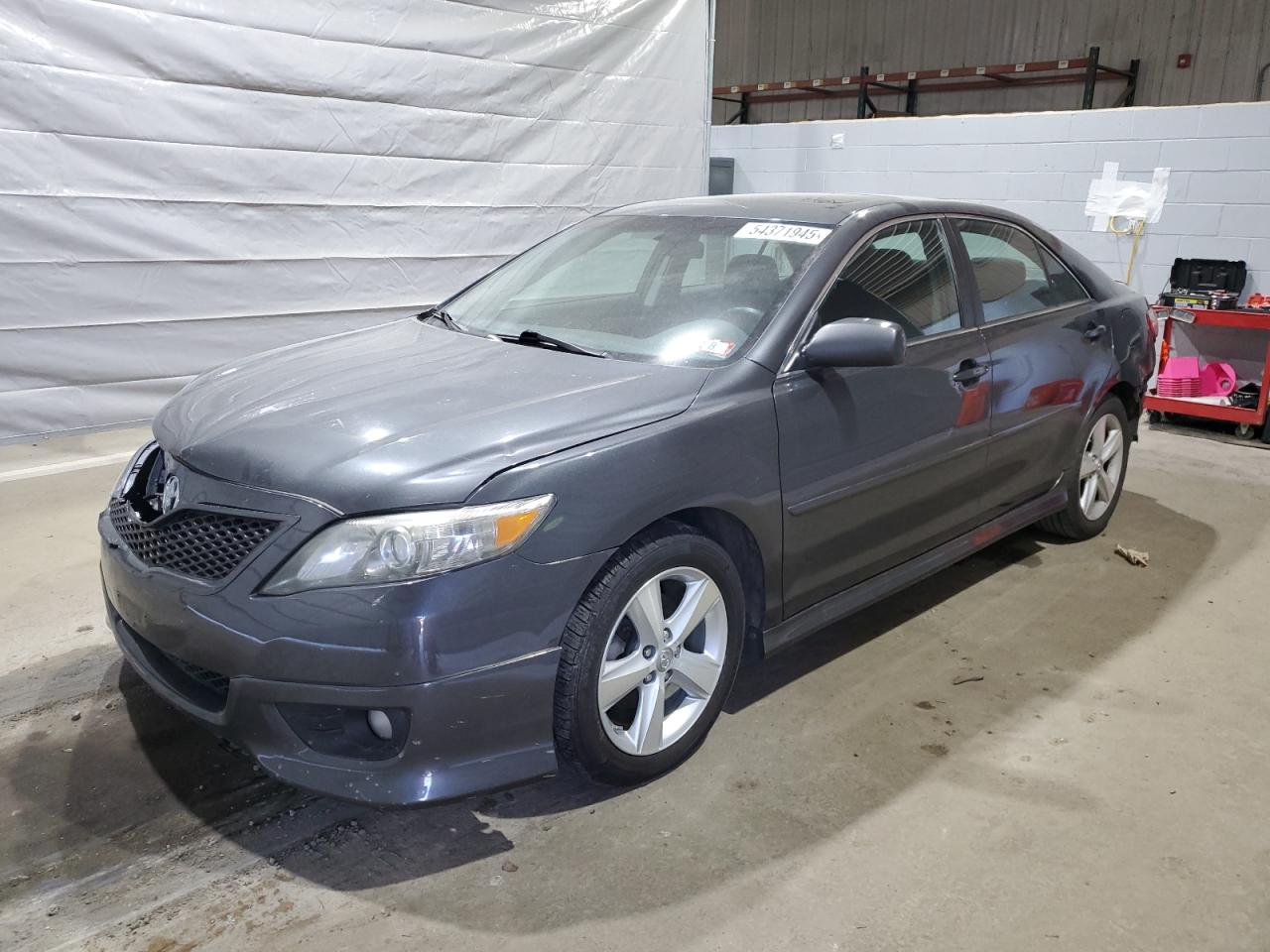 TOYOTA CAMRY BASE