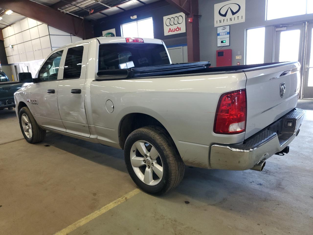 RAM 1500 ST