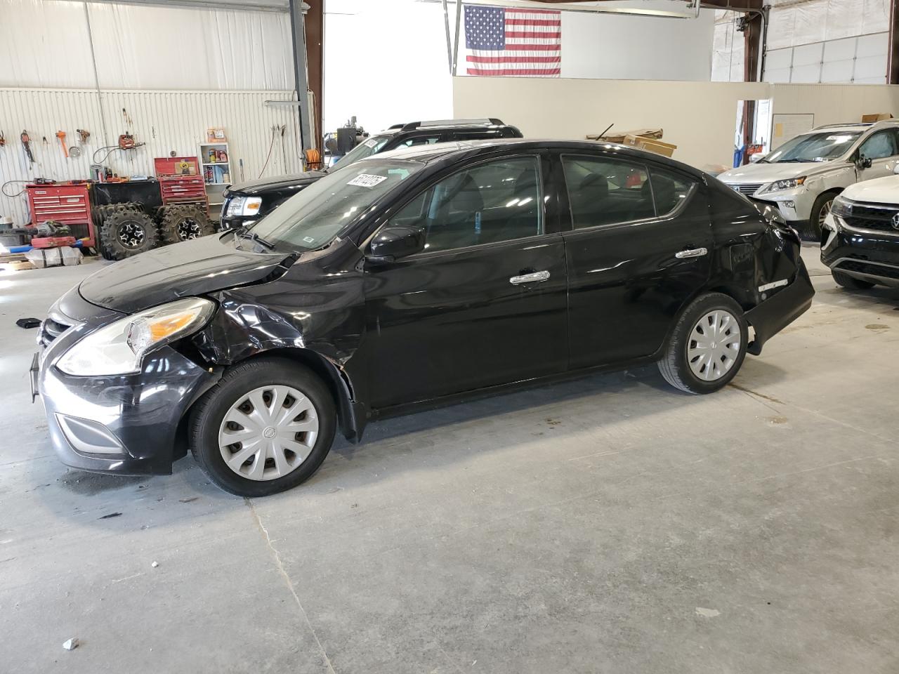 NISSAN VERSA S