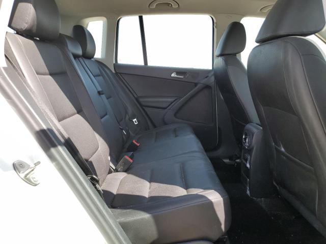 2017 VOLKSWAGEN TIGUAN S - WVGBV7AX8HK028302