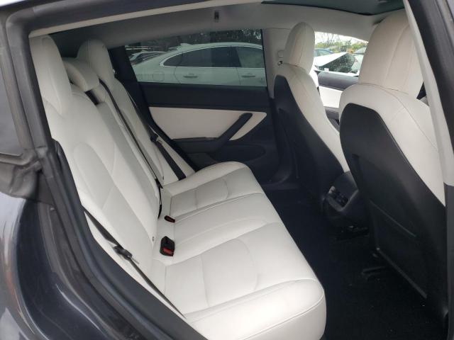 2018 TESLA MODEL 3 - 5YJ3E1EB8JF085672