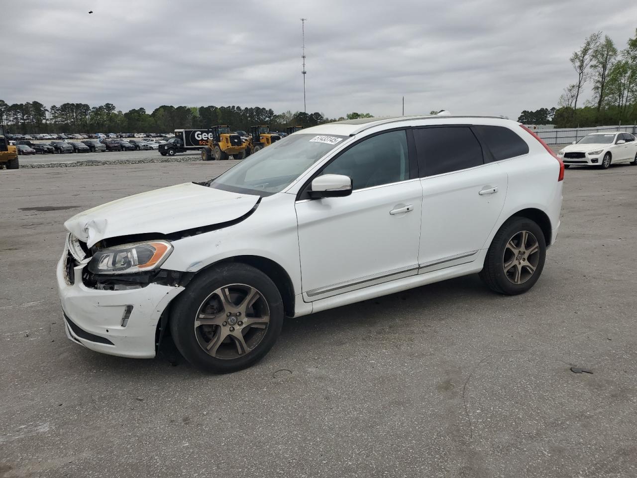 VOLVO XC60 T6