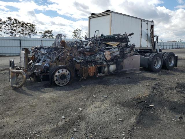 FREIGHTLINER CASCADIA 2014 burn  diesel 3AKJGLDR5ESFL4403 photo #3