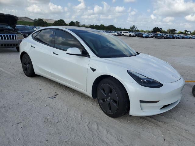 Vin: 5yj3e1eb0mf925254, lot: 44307615, tesla model 3 20214