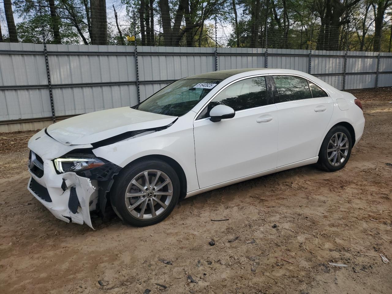 MERCEDES-BENZ A-CLASS 220 4MATIC