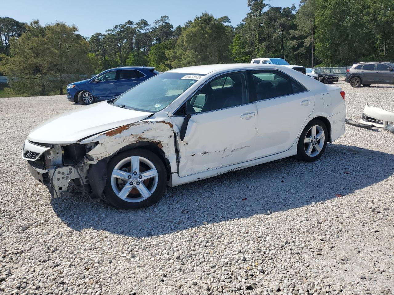 TOYOTA CAMRY L